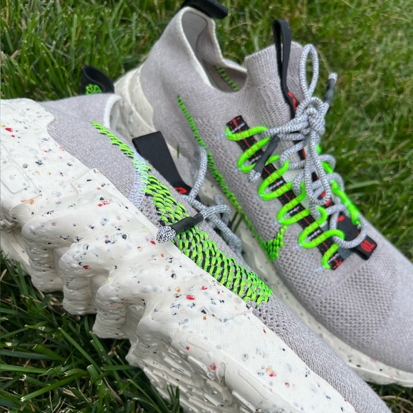 🆕 BNWOB NIKE Space Hippie 01 Grey Volt Trainers - SIZE 12 - Picture 3 of 10